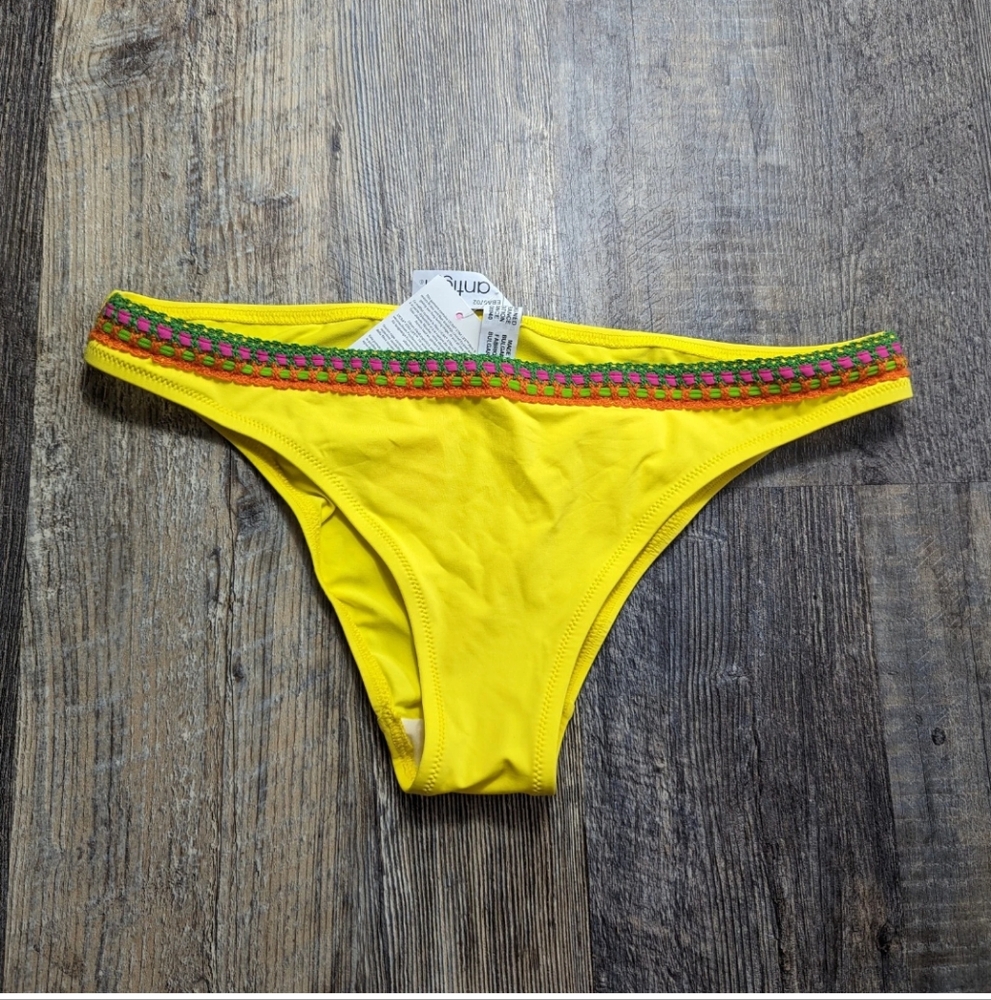 New with Tags La Santa Antigel bikini bottoms XL Yellow